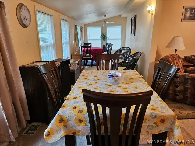 $299,500 | 22 Launch Landing, Edwards, MO 65326