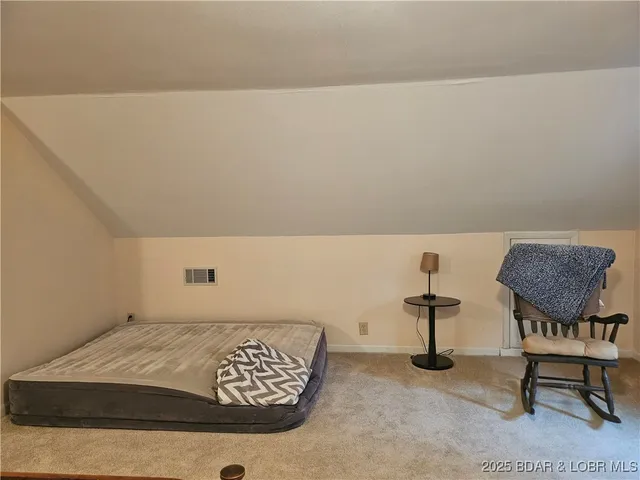 $299,500 | 22 Launch Landing, Edwards, MO 65326