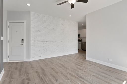 1700 West Juneway Terrace, Unit 3A Chicago, IL 60626 - Photo 8 of 17