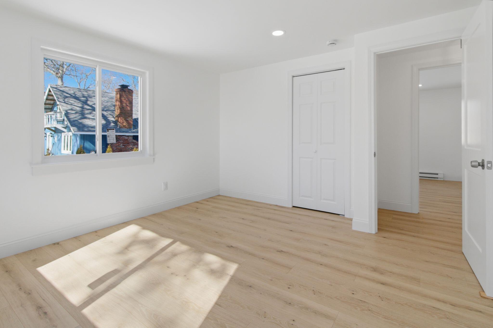185 Wheeler Road Mashpee, MA 02649 - Photo 19 of 51 35_185_Wheeler_Rd_Mashpee_MA_02649-Bedro