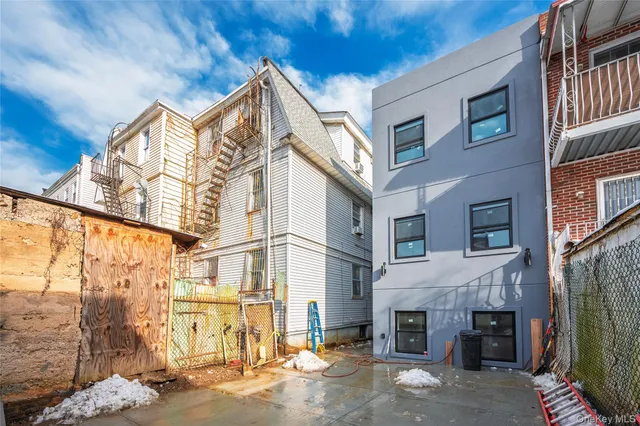 $1,279,000 | 33-34 109th Street | North Corona