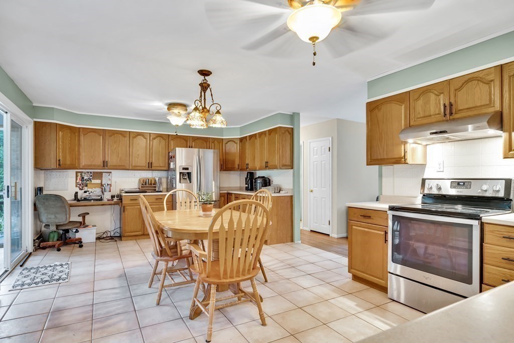 184 West Acton Road Stow, MA 01775 - Photo 21 of 35 a view of a dining room kitchen and a window