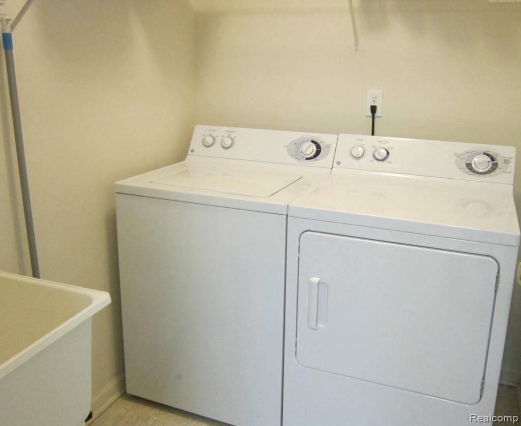LaundryRoom2.jpg