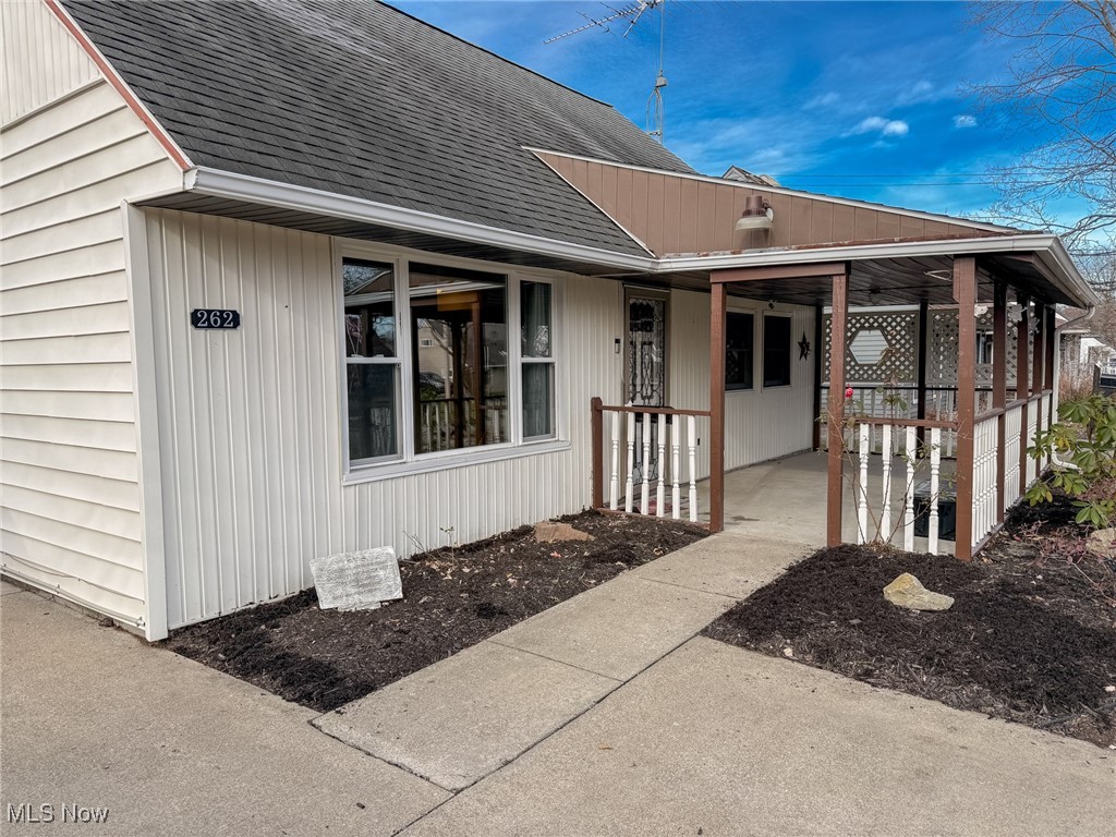 262 Idlewood Road Youngstown, OH 44515 - Photo 4 of 44