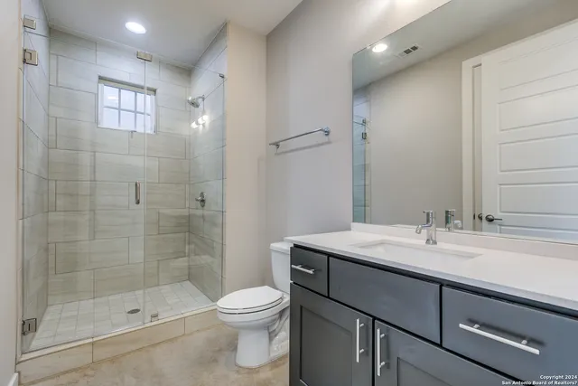 $4,000 | 448 East Olmos Drive, San Antonio, TX 78212