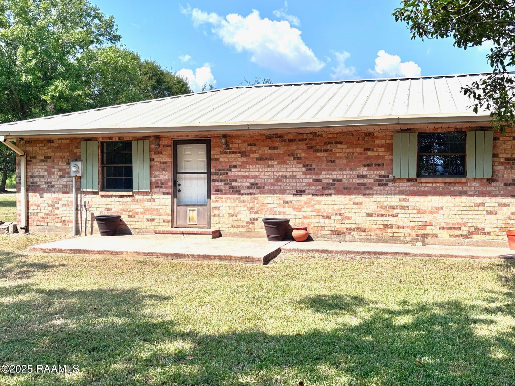 17129 Alice Road Rayne, LA 70578 - Photo 28 of 38 Side Entry