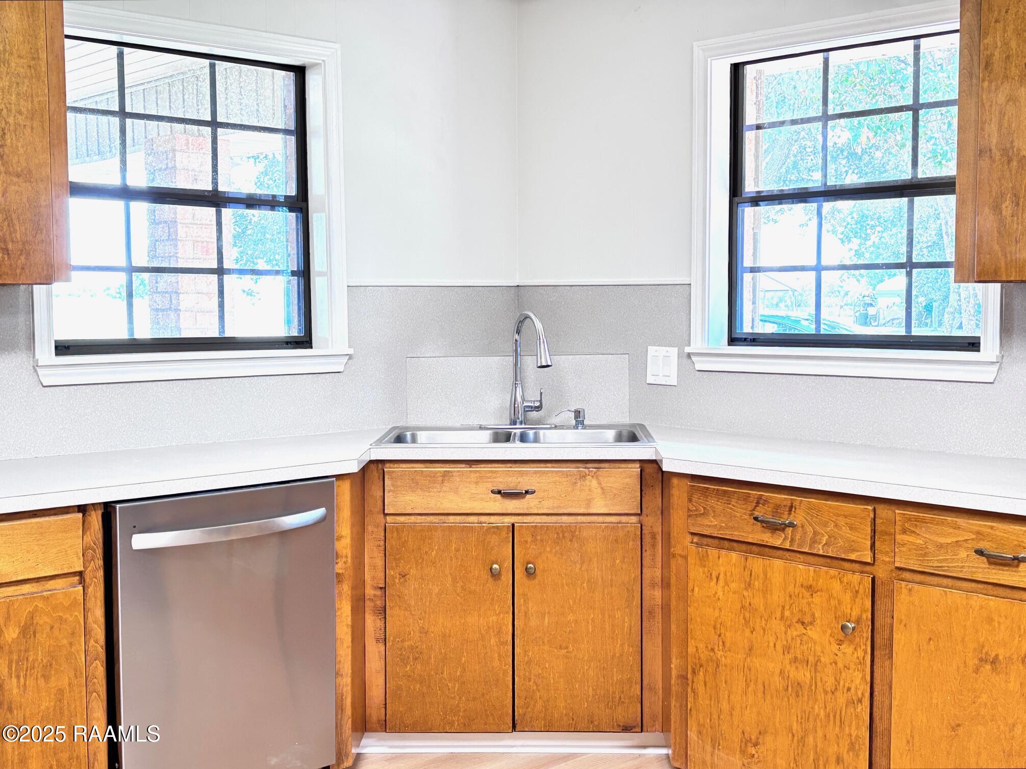 17129 Alice Road Rayne, LA 70578 - Photo 5 of 38 sink area