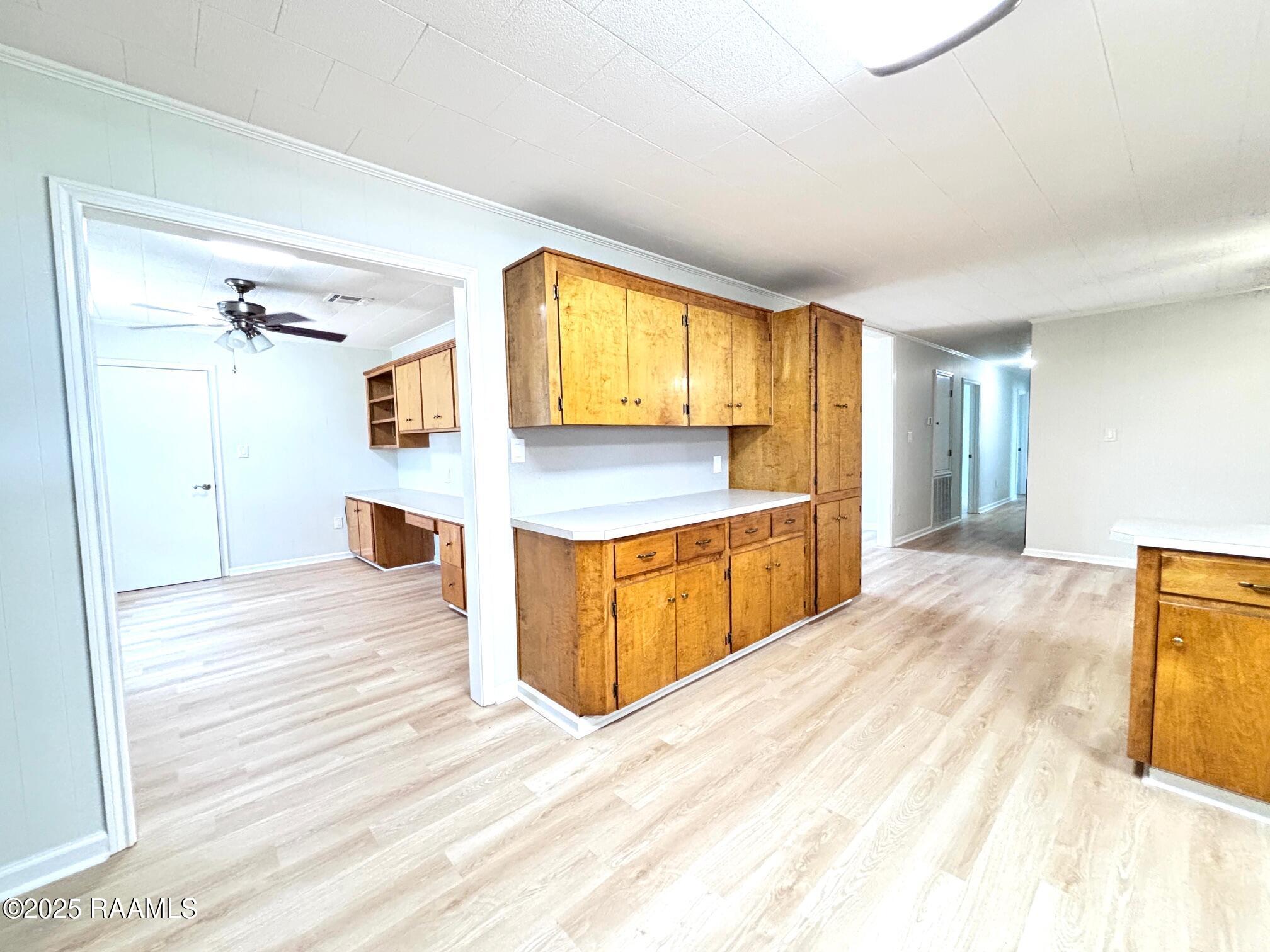 17129 Alice Road Rayne, LA 70578 - Photo 7 of 38 side bar & flex space