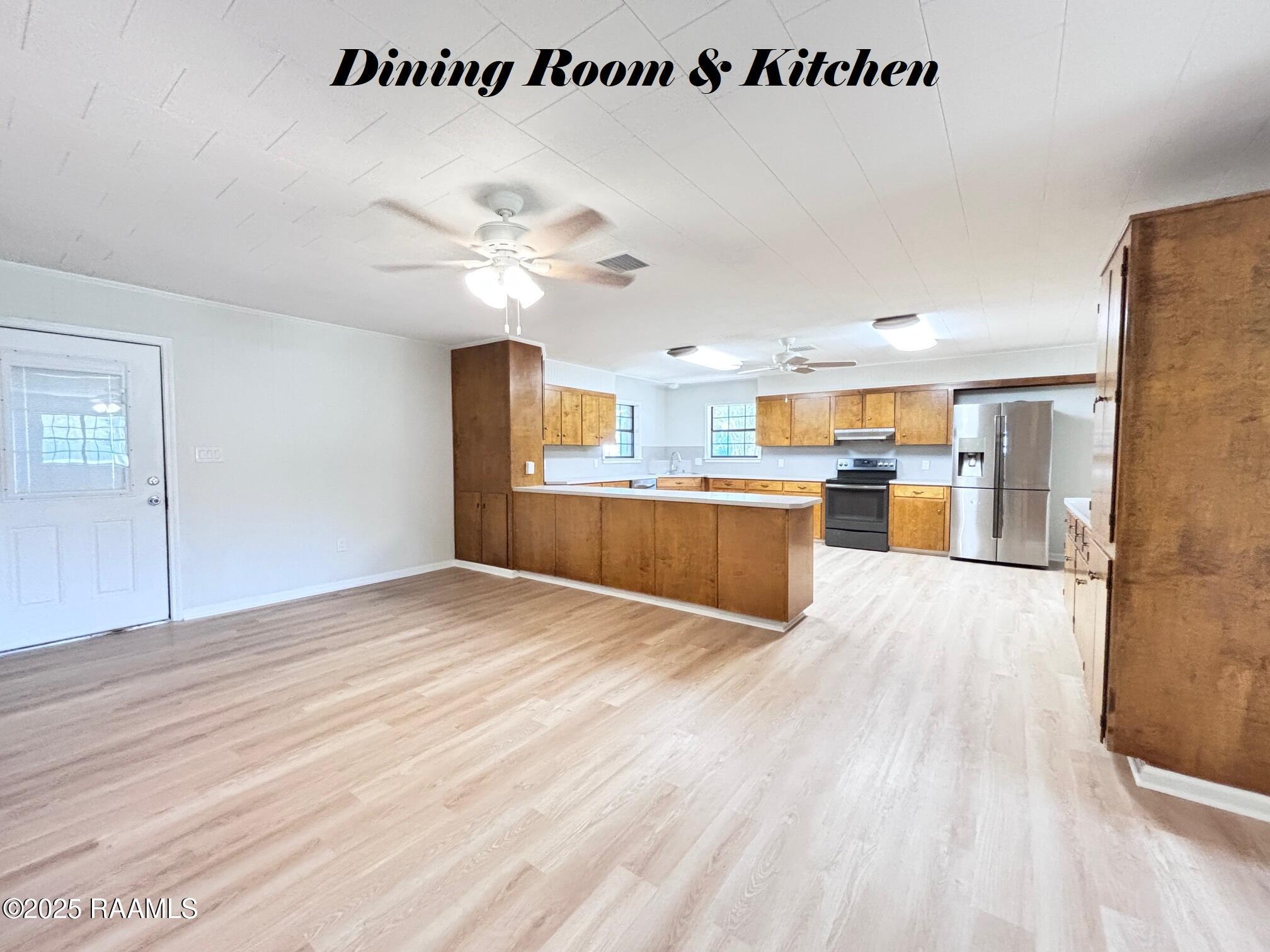 17129 Alice Road Rayne, LA 70578 - Photo 9 of 38 Dining & Kitchen