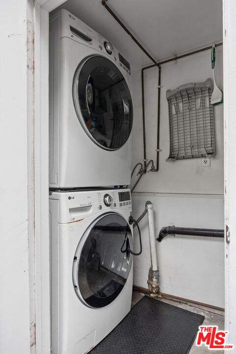 161 West Channel Road, Unit 4 Santa Monica, CA 90402 - Photo 15 of 15