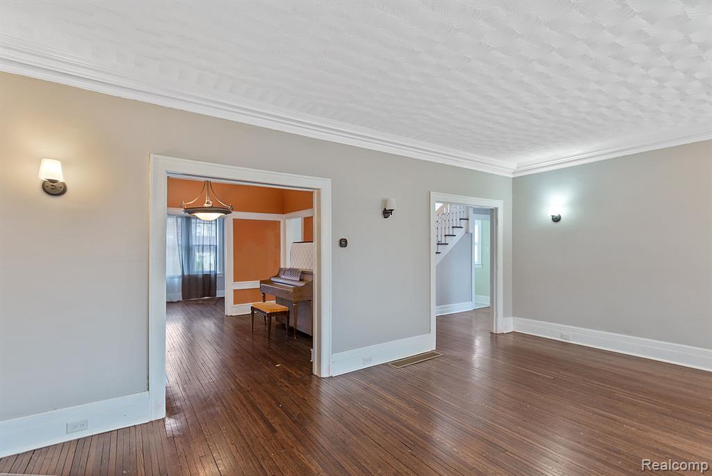 2230 Atkinson Street Detroit, MI 48206 - Photo 5 of 39 Gallery Image 5