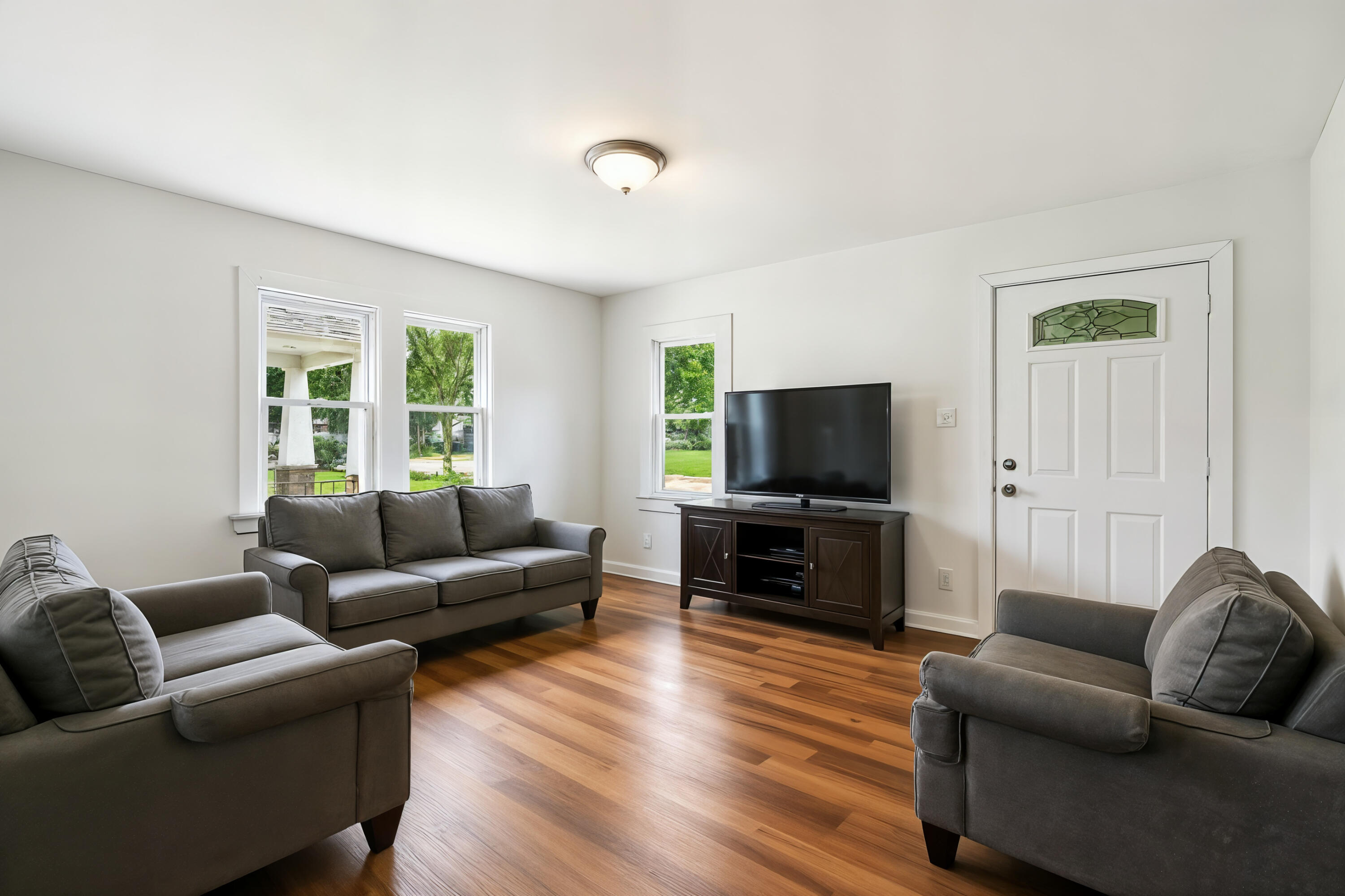 4314 North 48th Street Milwaukee, WI 53216 - Photo 1 of 16 TMJ07428_staging_d184a70d-2466-4cc7-8973