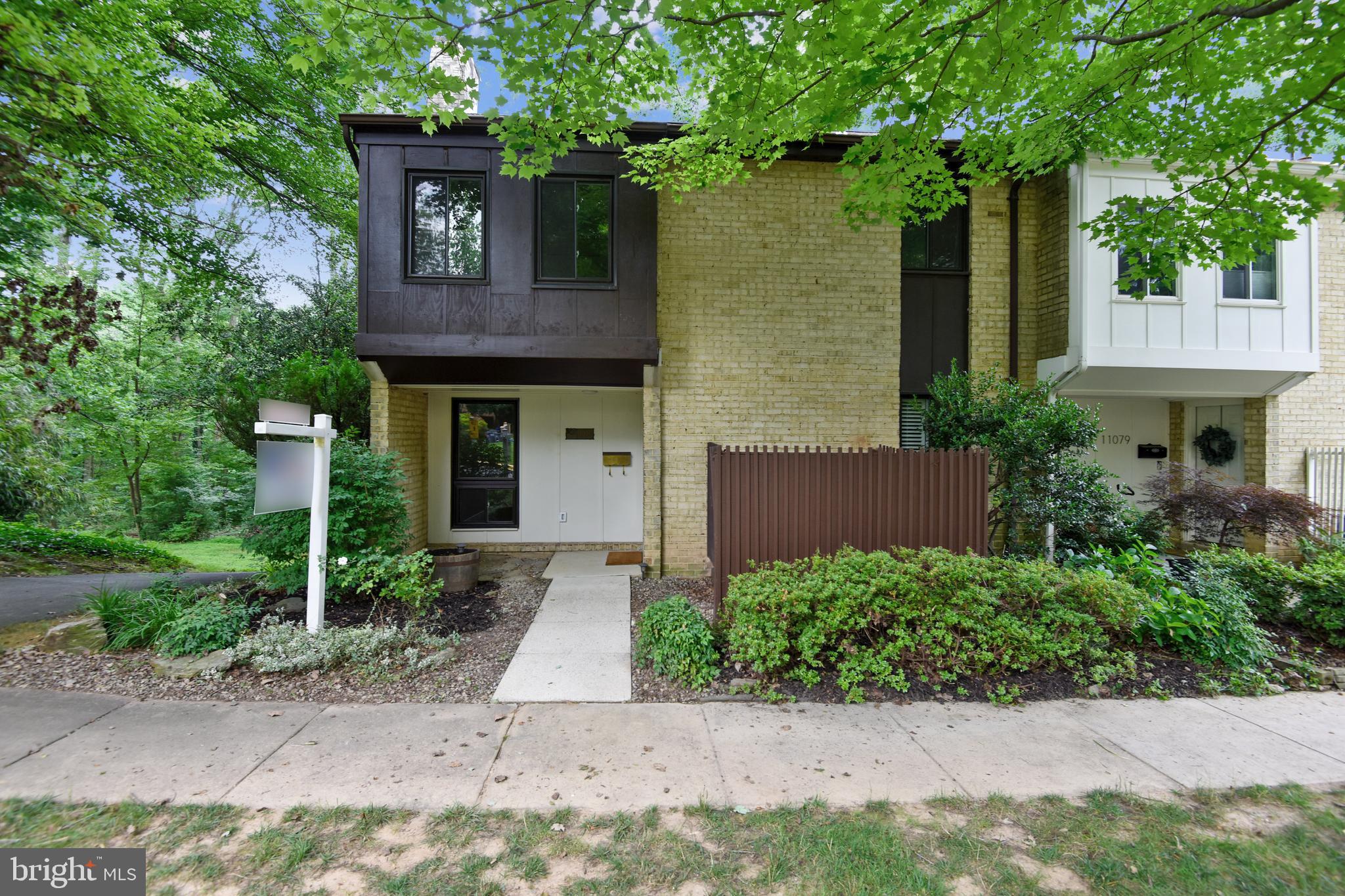 End Unit Backing to Trees