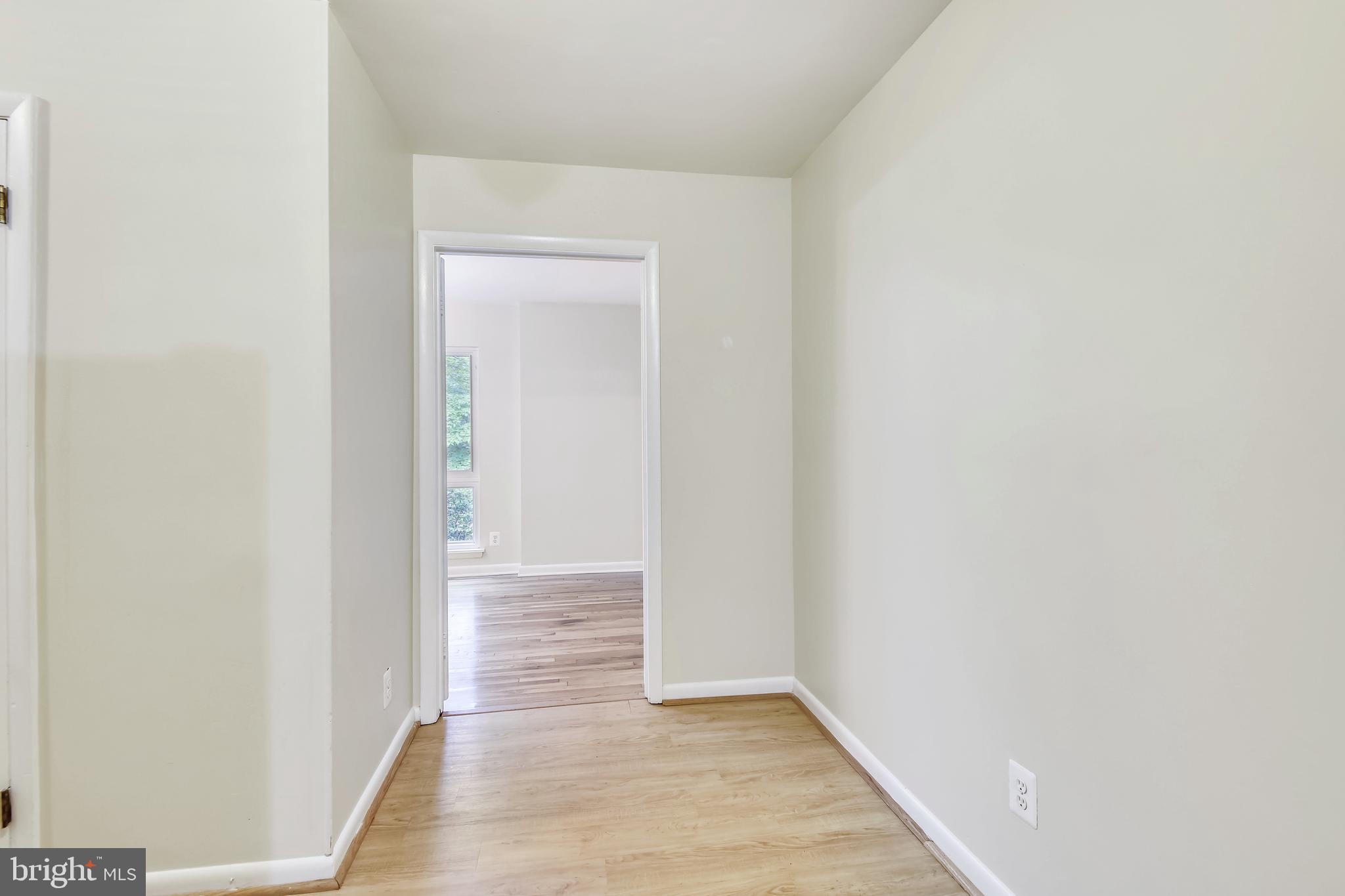 11077 Saffold Way Reston, VA 20190 - Photo 11 of 30 Breakfast Area