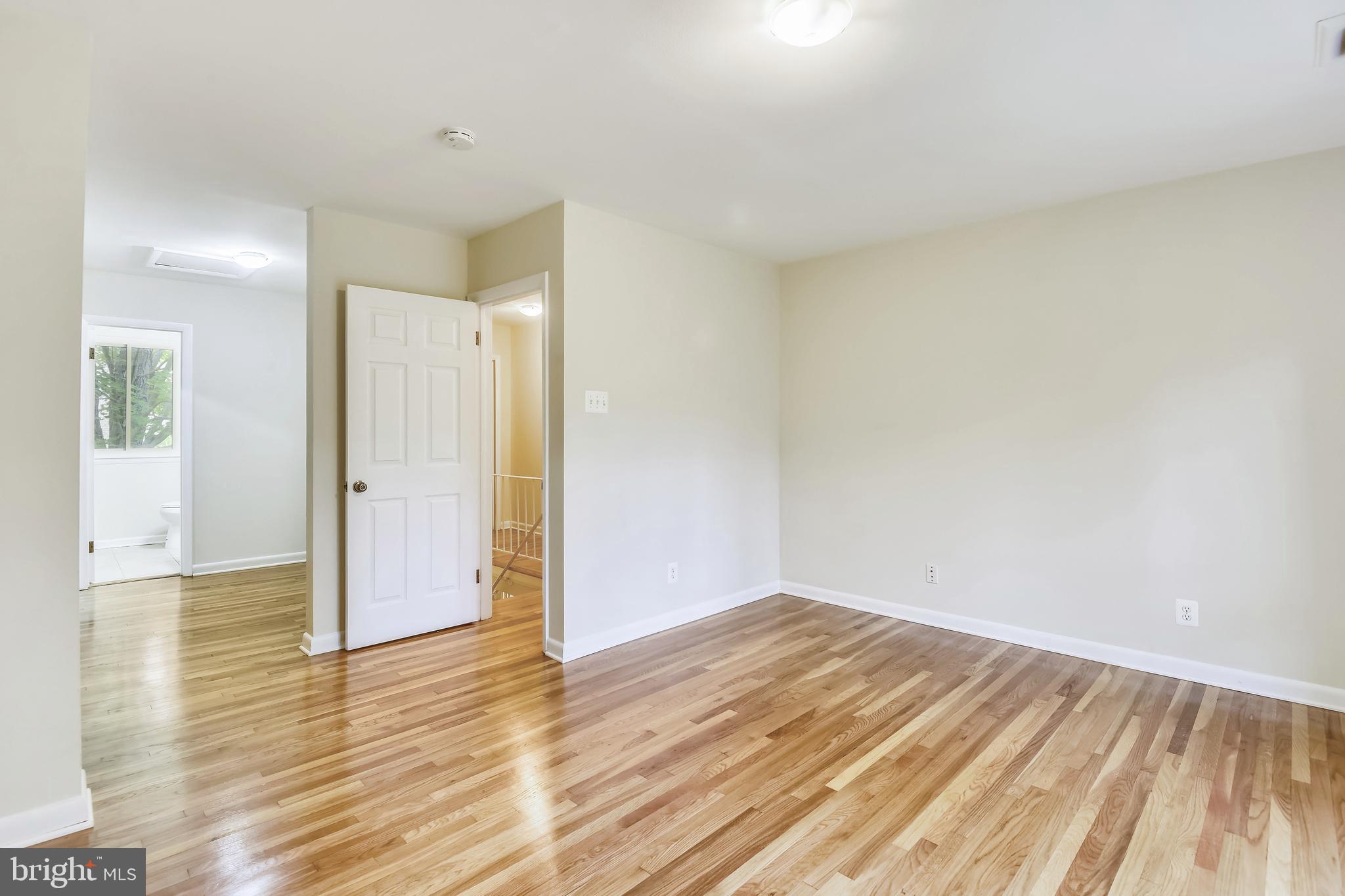 11077 Saffold Way Reston, VA 20190 - Photo 12 of 30 Spacious Master Suite