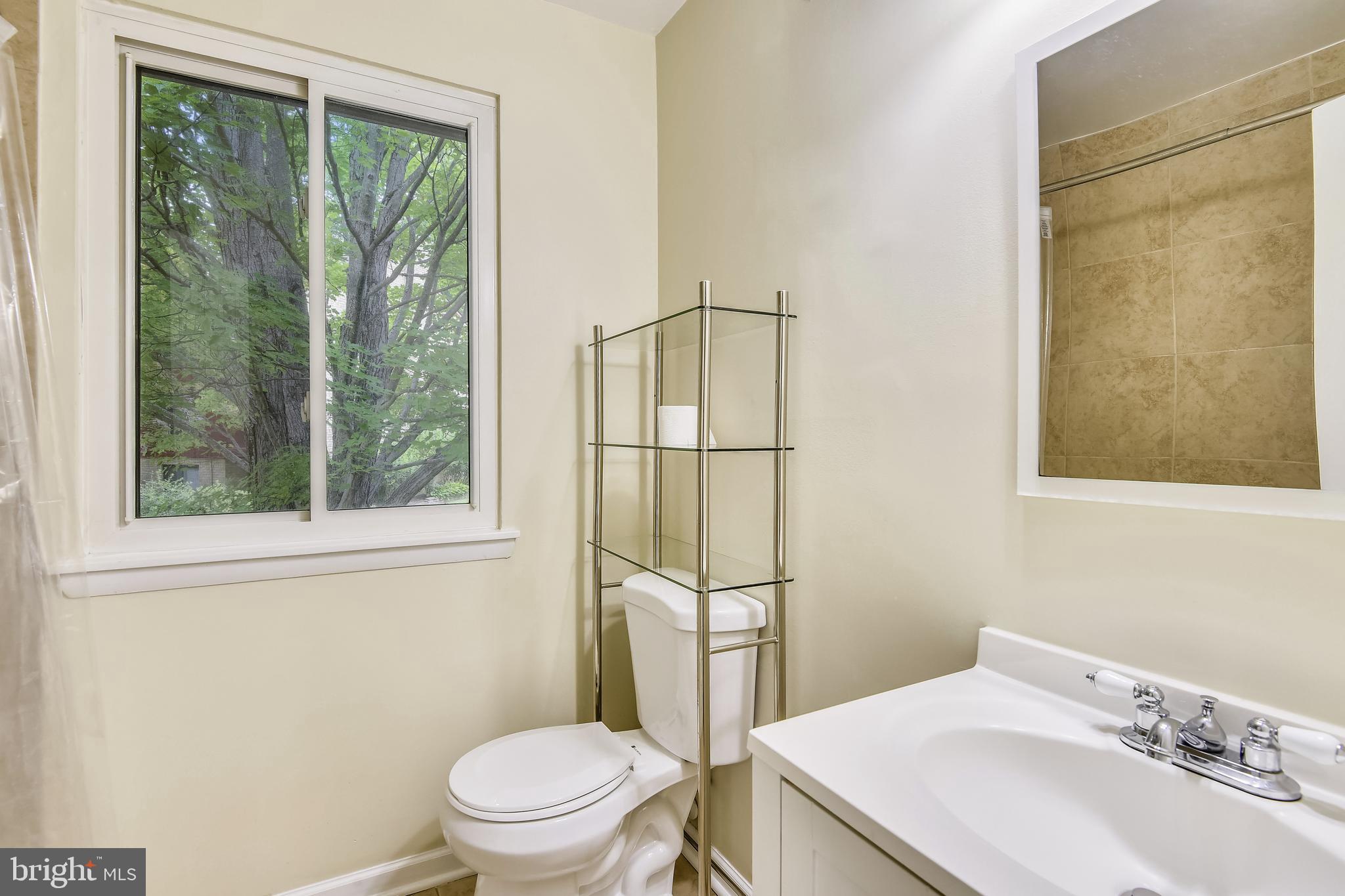 11077 Saffold Way Reston, VA 20190 - Photo 15 of 30 Master Bath