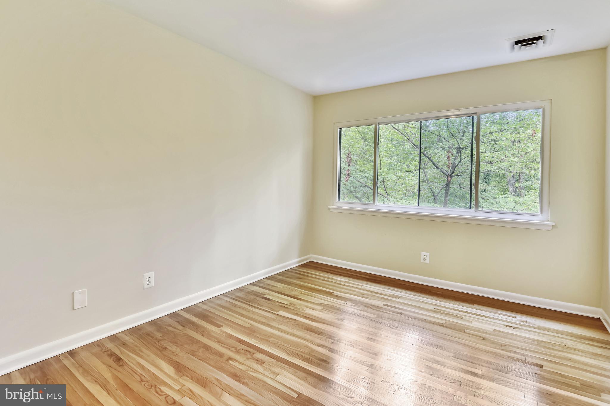 11077 Saffold Way Reston, VA 20190 - Photo 18 of 30 Bed 2 Wooded View