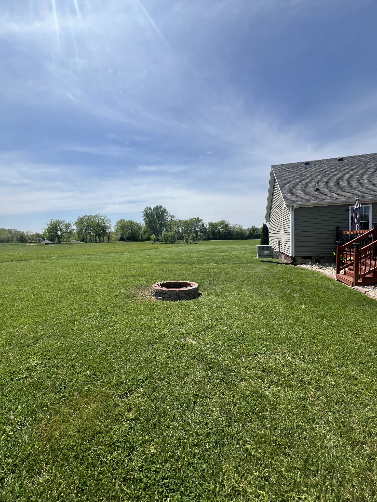 546 Corinth Road Portland, TN 37148 - Photo 5 of 37 a view of a house with a big yard