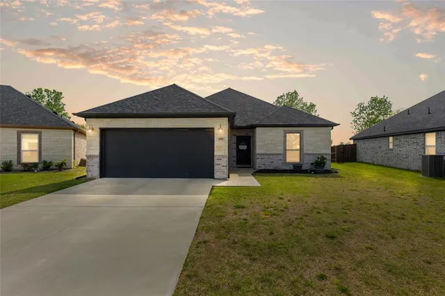 $293,500 | 8908 Kiowa Drive, Greenville, TX 75402