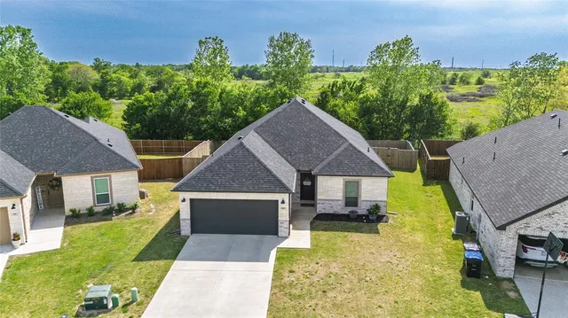 $293,500 | 8908 Kiowa Drive, Greenville, TX 75402
