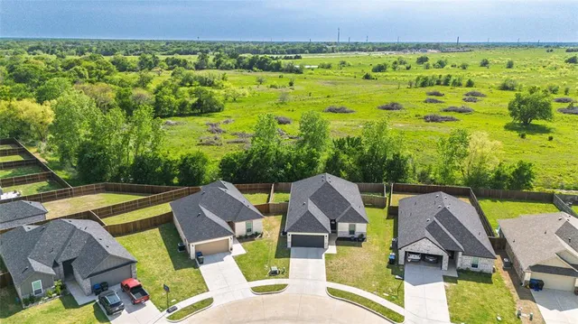 $293,500 | 8908 Kiowa Drive, Greenville, TX 75402