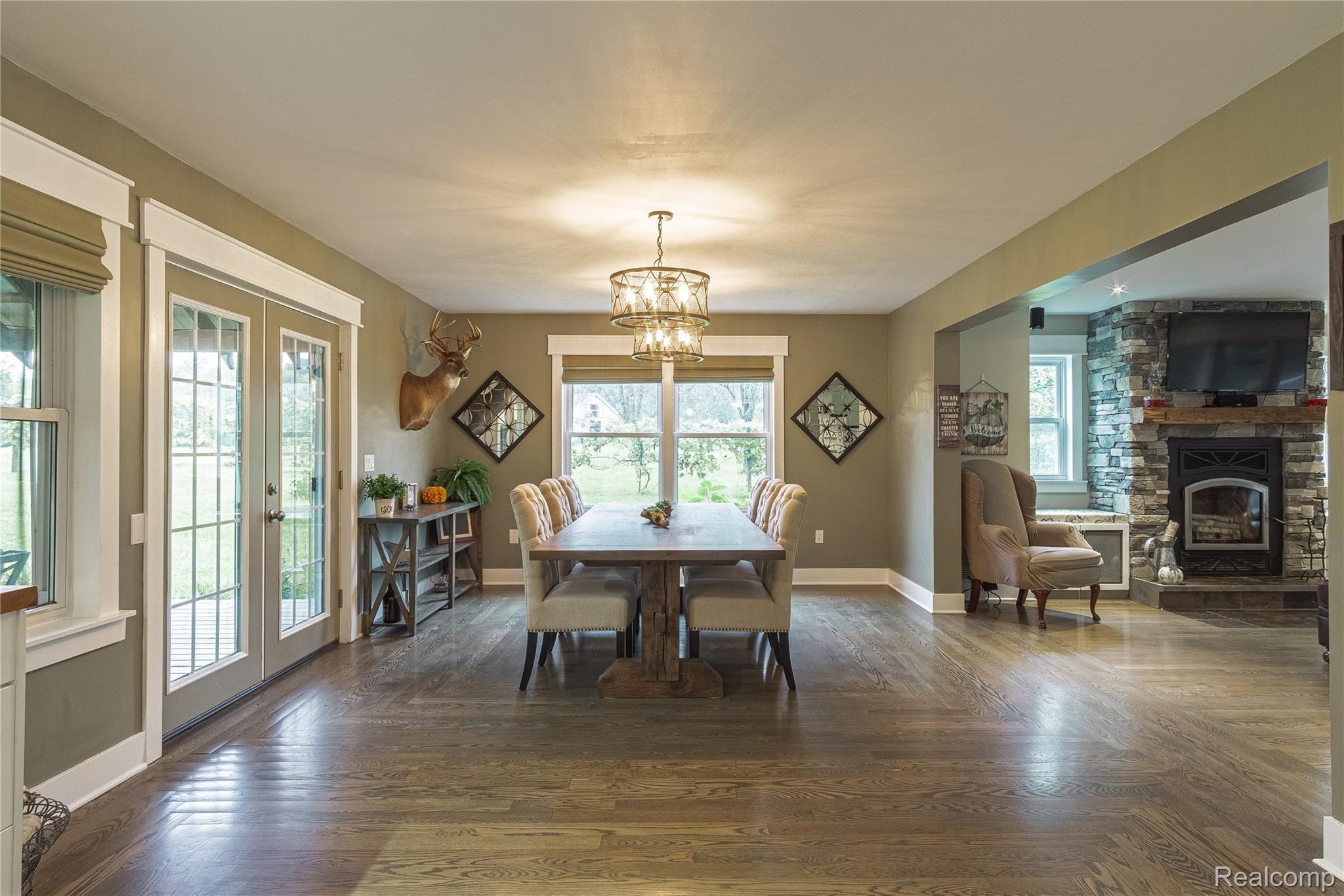 9149 Center Road Fenton, MI 48430 - Photo 9 of 40 Interiors (10 of 45).jpg