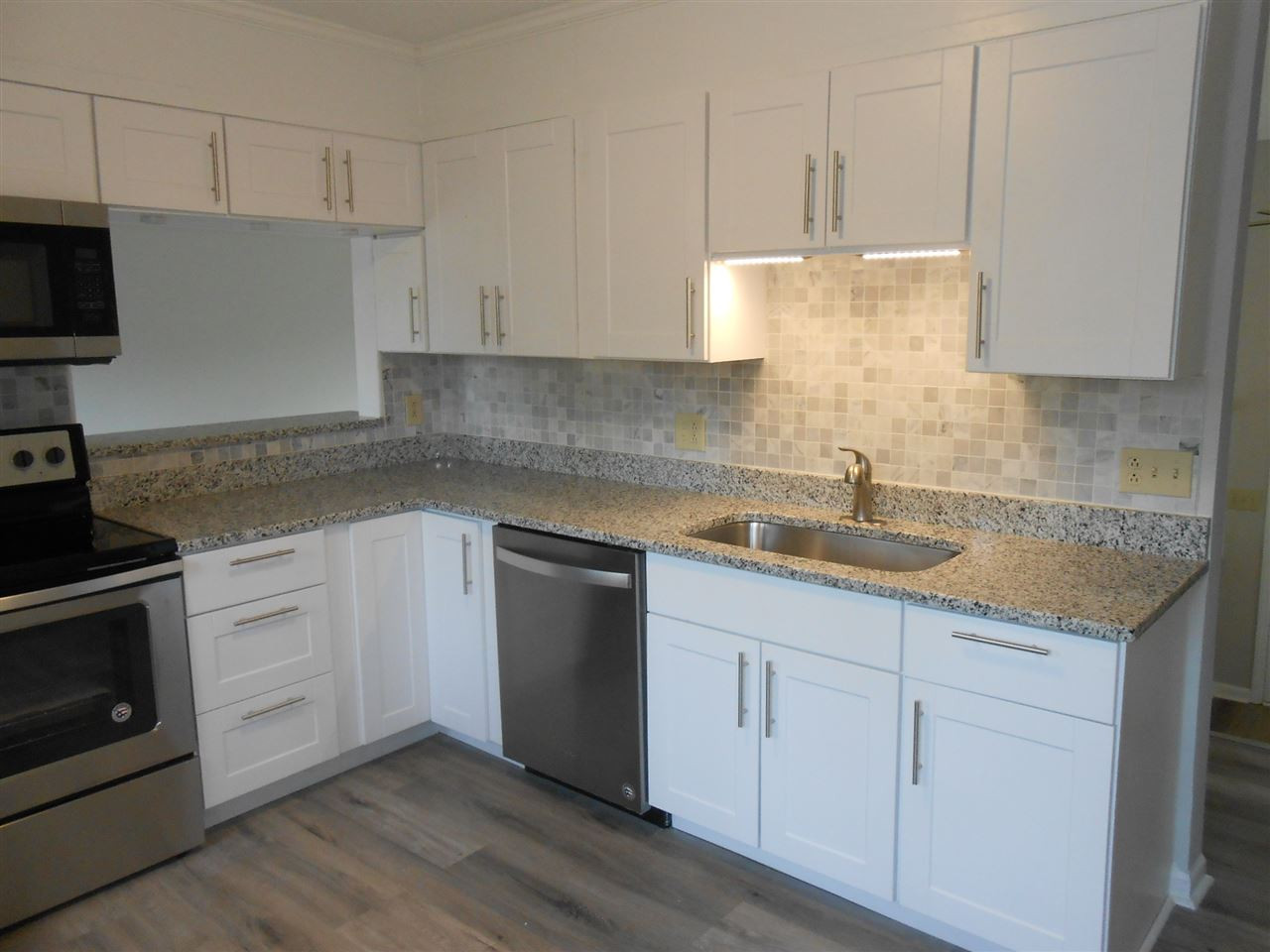 4308 Pickwick Drive Raleigh, NC 27613 - Photo 4 of 25 Photo 4