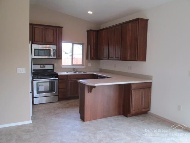 16426 Riley Drive La Pine, OR 97739 - Photo 6 of 25 Additional Photo