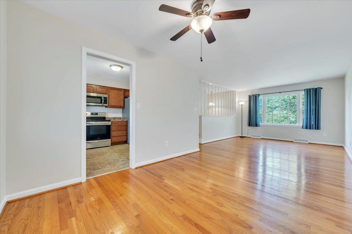 569 Holiday Road Vinton, VA 24179 - Photo 14 of 42 11-MIB09948