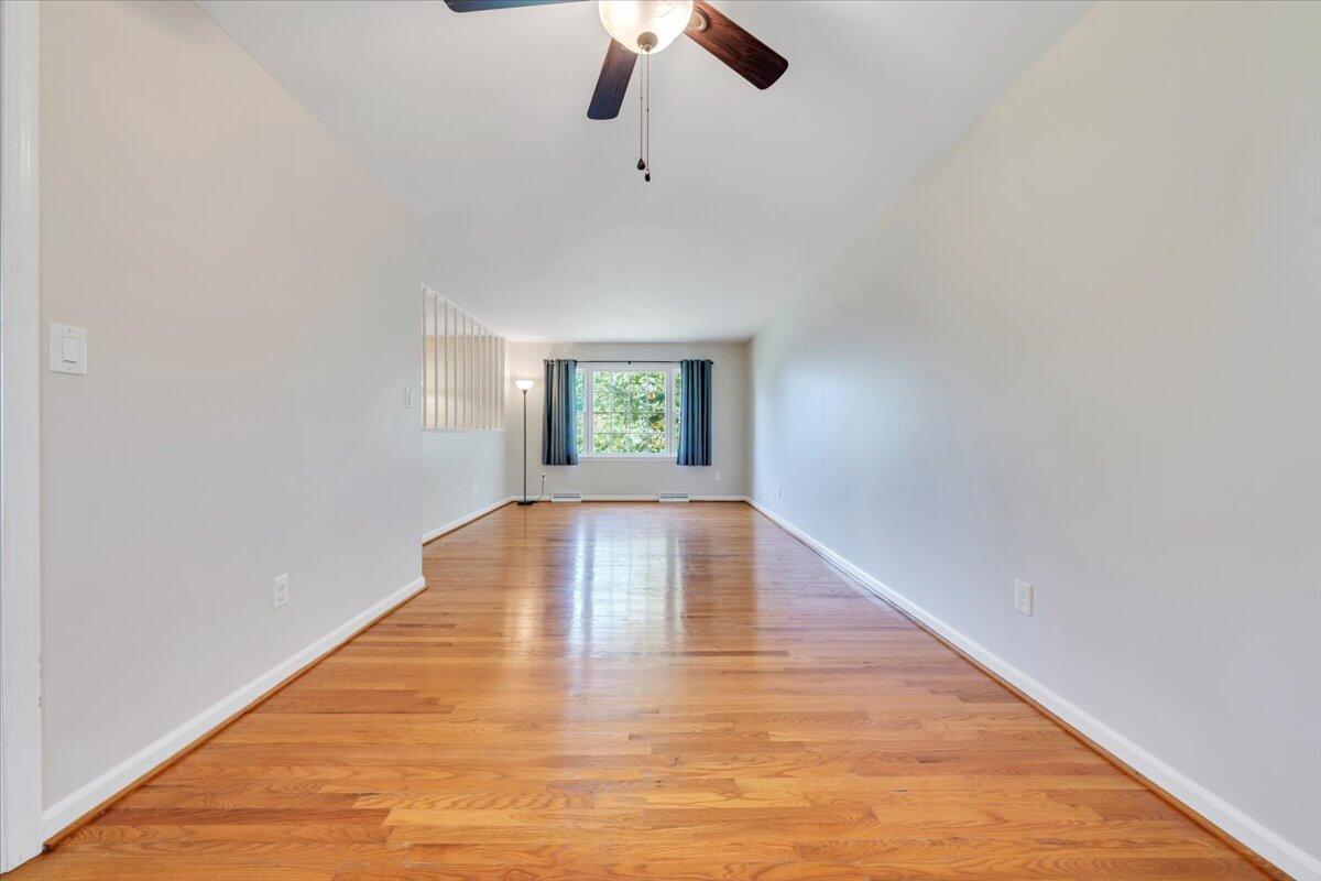 569 Holiday Road Vinton, VA 24179 - Photo 15 of 42 12-MIB09951