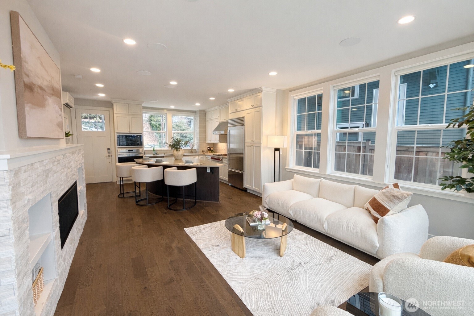 2111 West 9th Avenue, Unit 24 Seattle, WA 98119 - Photo 5 of 16