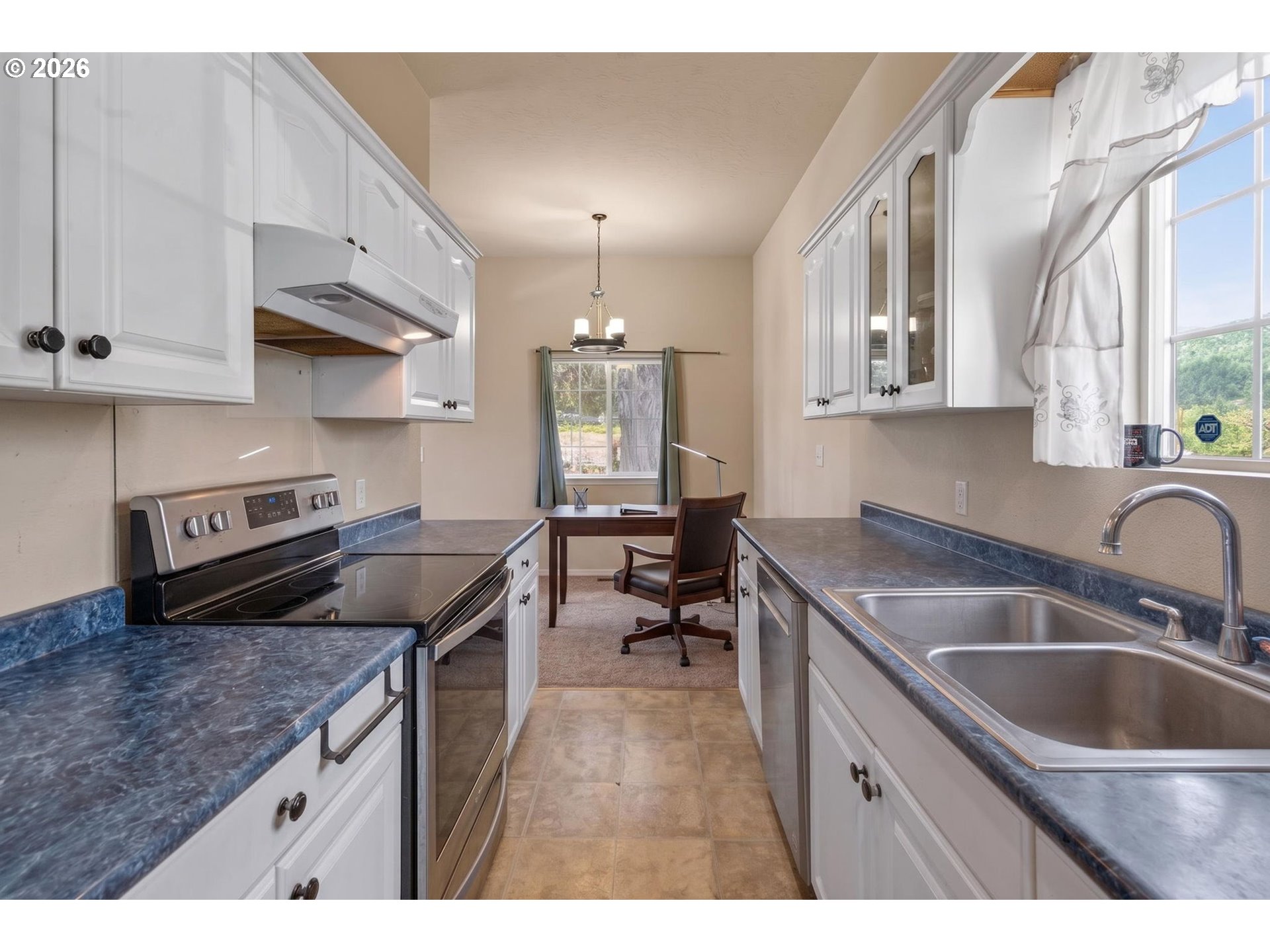 459 Lydia Street Yoncalla, OR 97499 - Photo 6 of 31