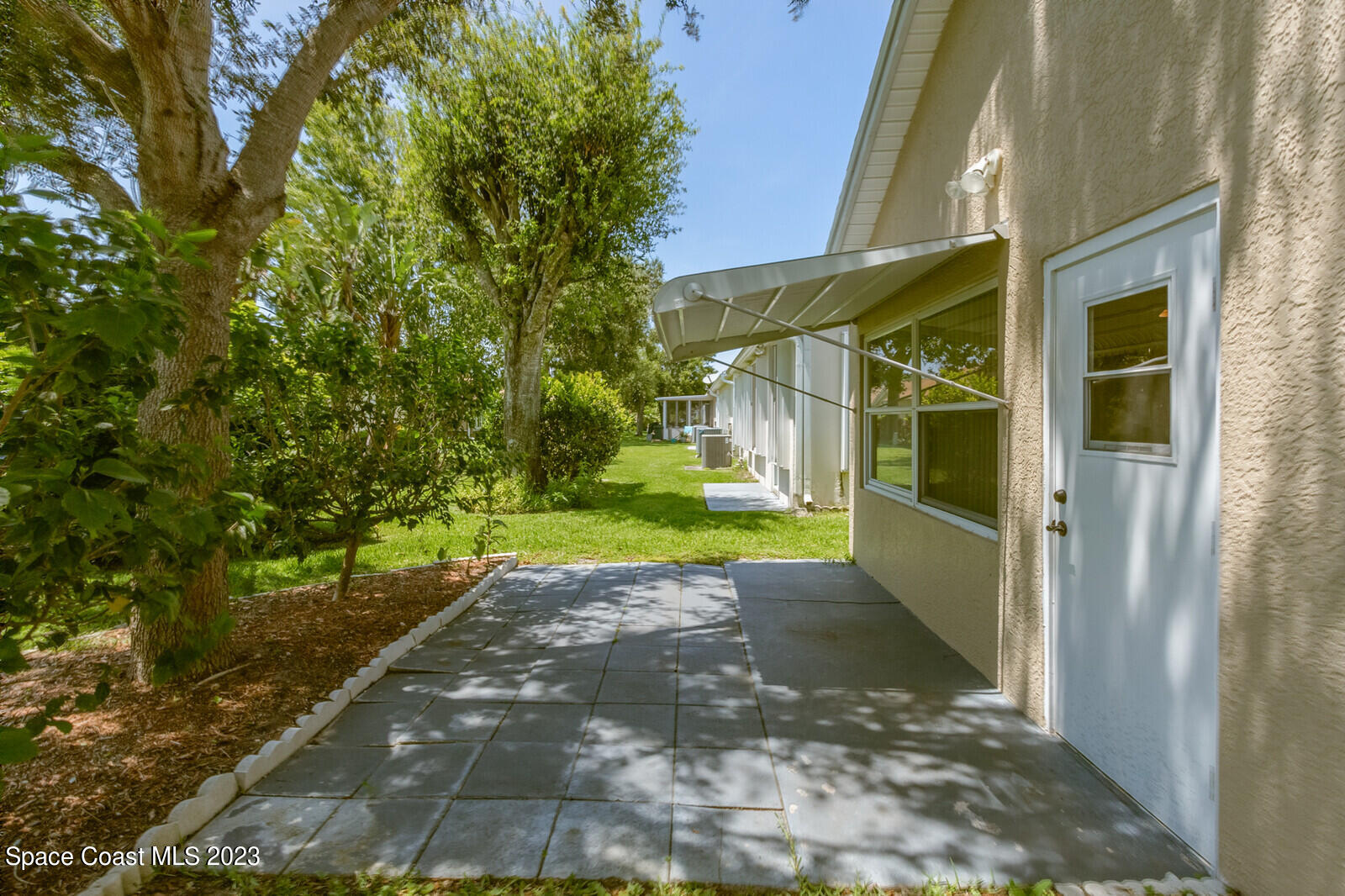 1041 South Fork Circle Melbourne, FL 32901 - Photo 29 of 62 a view of a back yard of the house