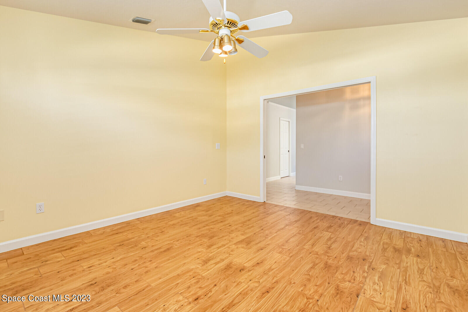 1041 South Fork Circle Melbourne, FL 32901 - Photo 6 of 62 22_1041SouthFork211_mls