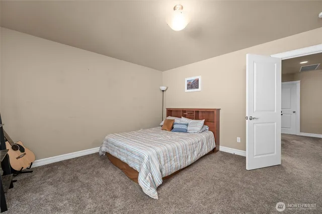 $1,150,000 | 2308 18th Street, Anacortes, WA 98221