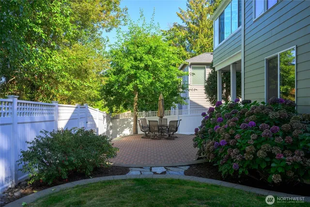 $1,150,000 | 2308 18th Street, Anacortes, WA 98221