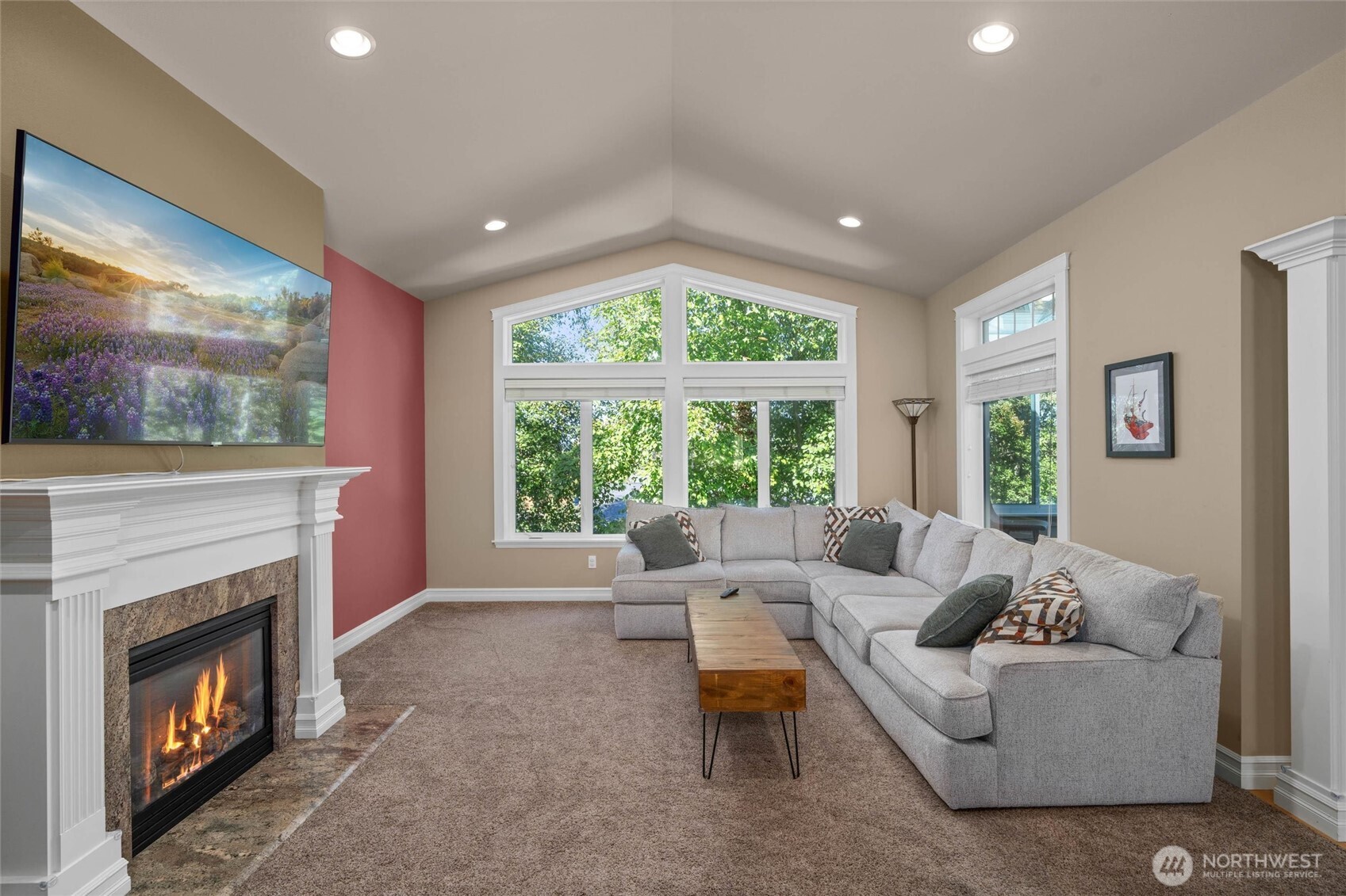 2308 18th Street Anacortes, WA 98221 - Photo 7 of 40