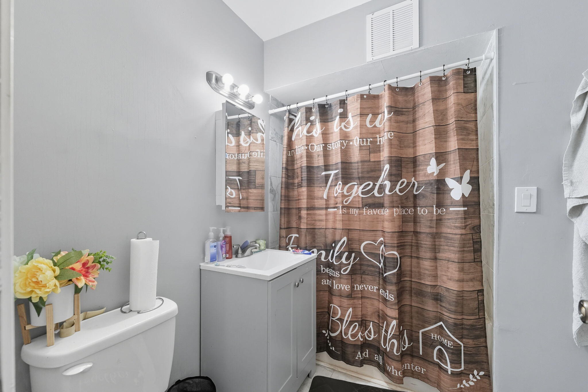 3119 North 13th Street Milwaukee, WI 53206 - Photo 17 of 21 17-web-or-mls-_1565782 Alexis Treadway