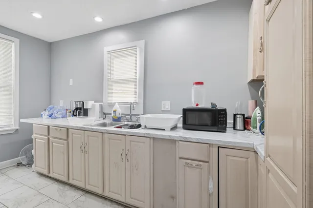 $114,900 | 3119 North 13th Street, Milwaukee, WI 53206