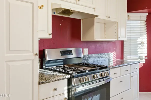 $699,000 | 255 Douglas Avenue, Oxnard, CA 93030