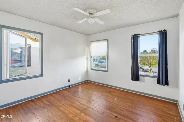 $699,000 | 255 Douglas Avenue, Oxnard, CA 93030