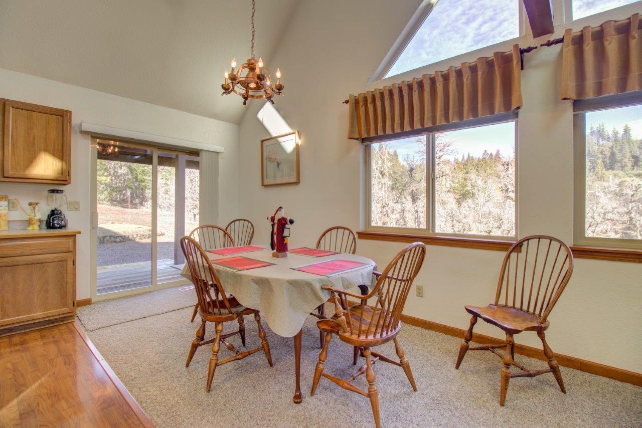 4157 Crowfoot Road Eagle Point, OR 97524 - Photo 13 of 27 Additional Photo