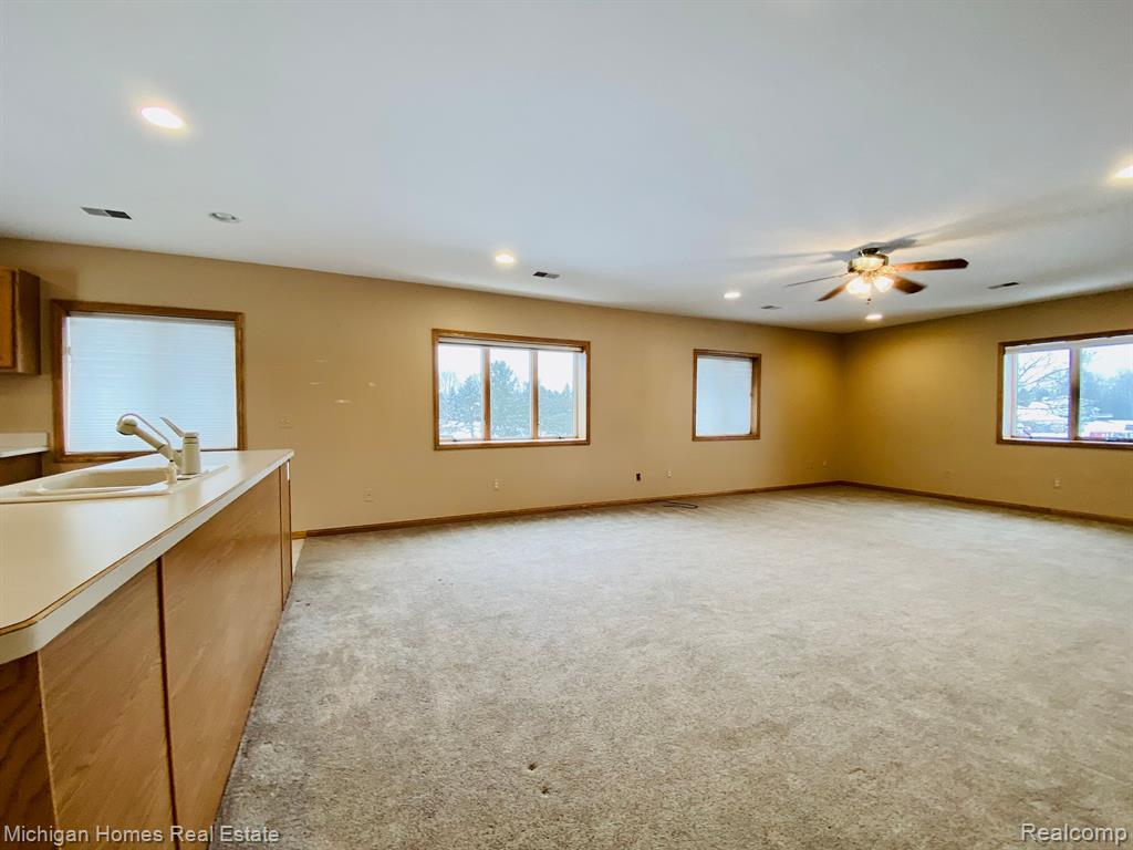 8209 Clyde Road, Unit 2 Fenton, MI 48430 - Photo 7 of 19