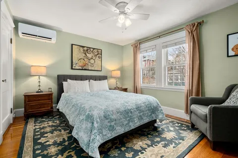 $915,000 | 10 Grayson Street, Boston, MA 02124