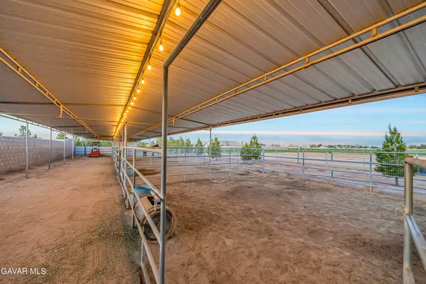 $1,877,777 | 8739 Avenue C -8 W Lancaster Ca West, Lancaster, CA 93536