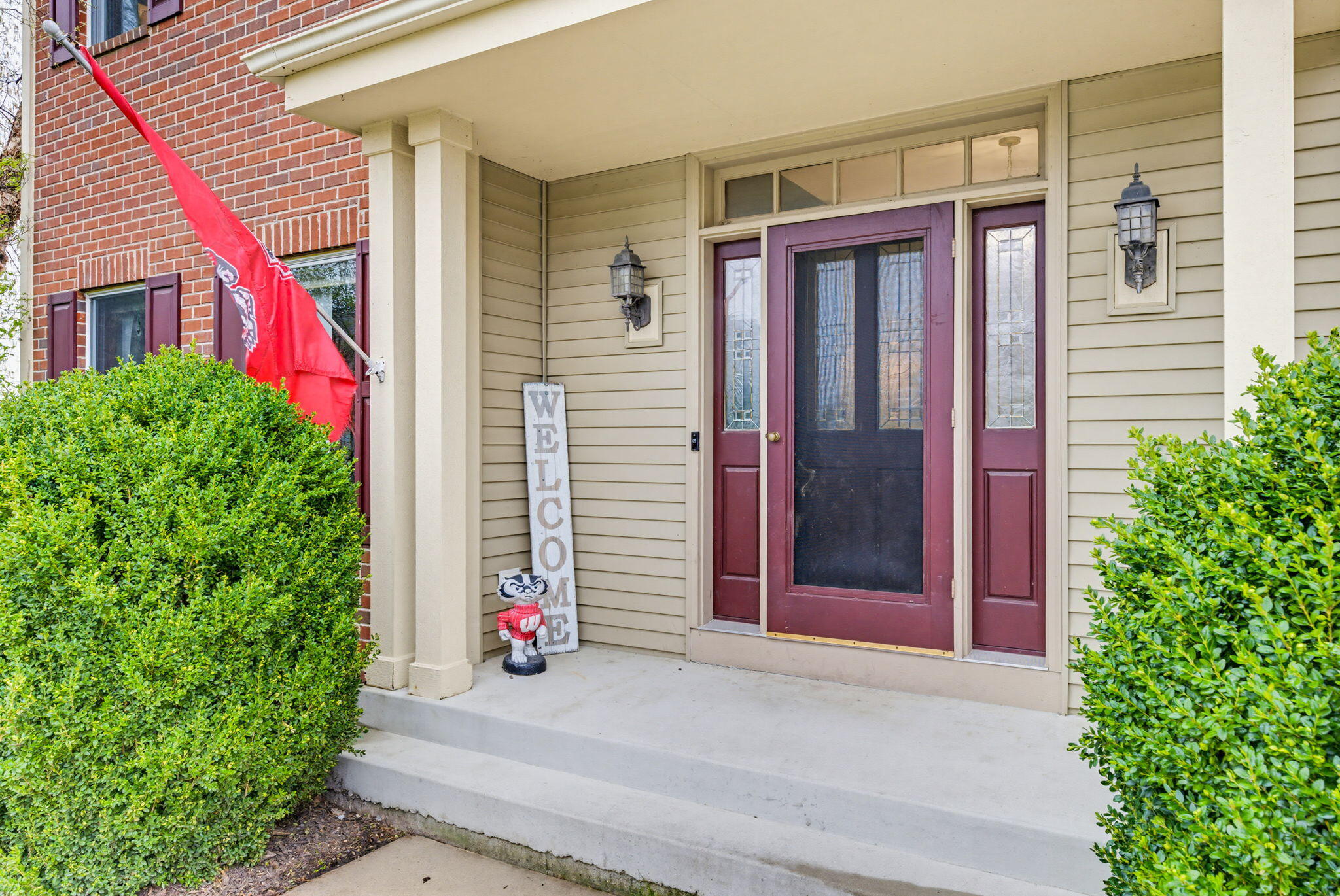740 Meadow Ridge Court Brownsville, WI 53006 - Photo 2 of 52 5-web-or-mls-740-meadow-ridge-ct