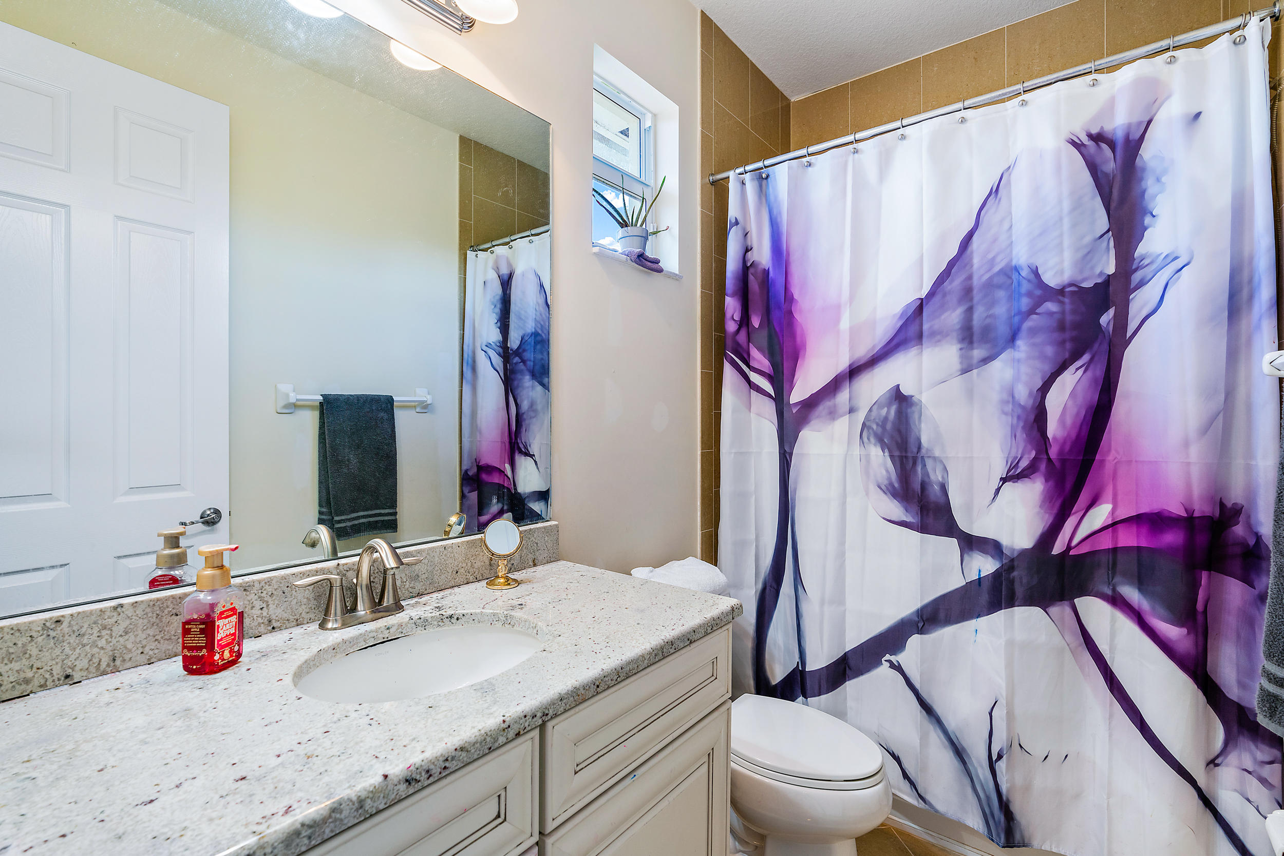 279 Rudder Cay Way Jupiter, FL 33458 - Photo 26 of 64 Bath