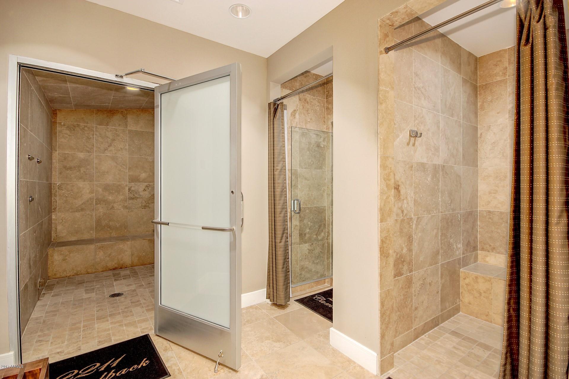 2211 East Camelback Road, Unit 208 Phoenix, AZ 85016 - Photo 21 of 67 steam room in women't locker
