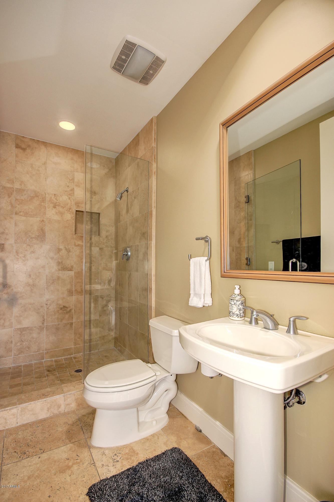 2211 East Camelback Road, Unit 208 Phoenix, AZ 85016 - Photo 40 of 67 Hallway Bathroom