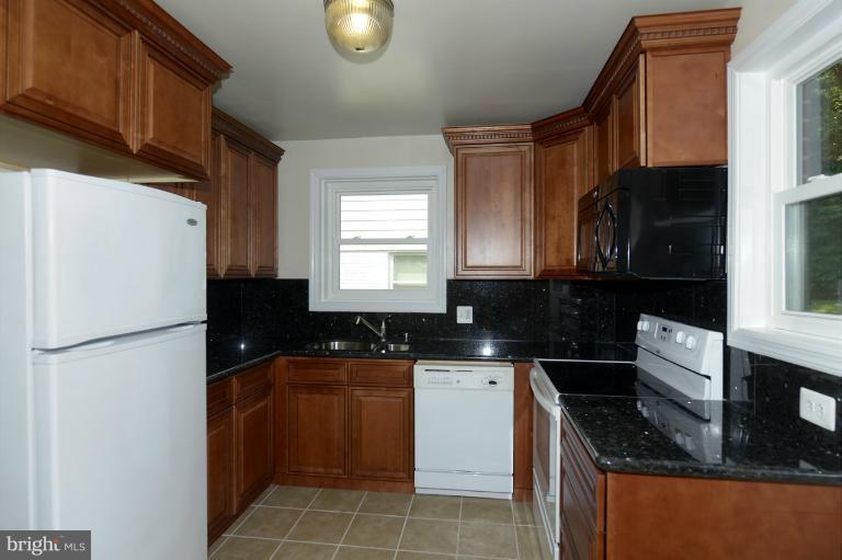 1110 Gilbert Road Rockville, MD 20851 - Photo 1 of 22 Kitchen